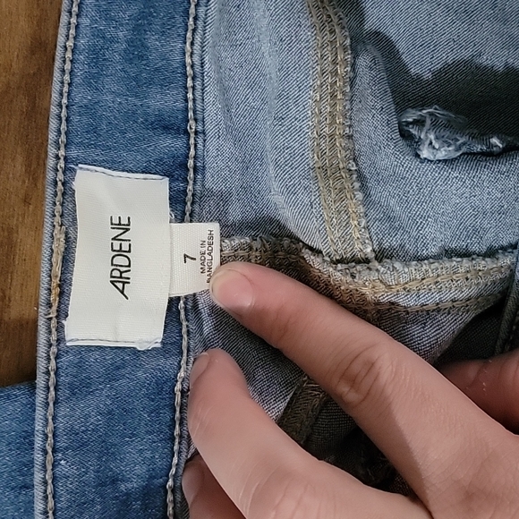 Jeans - Picture 3 of 3